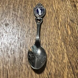 Vintage New York City Statue Of Liberty Souvenir Spoon Collectible Fort 1981